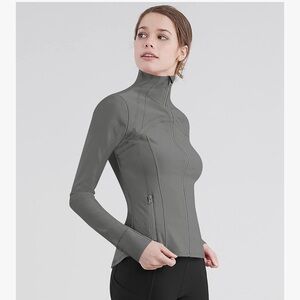 New Lock and Love Zip-up Yoga Workout Jacket
